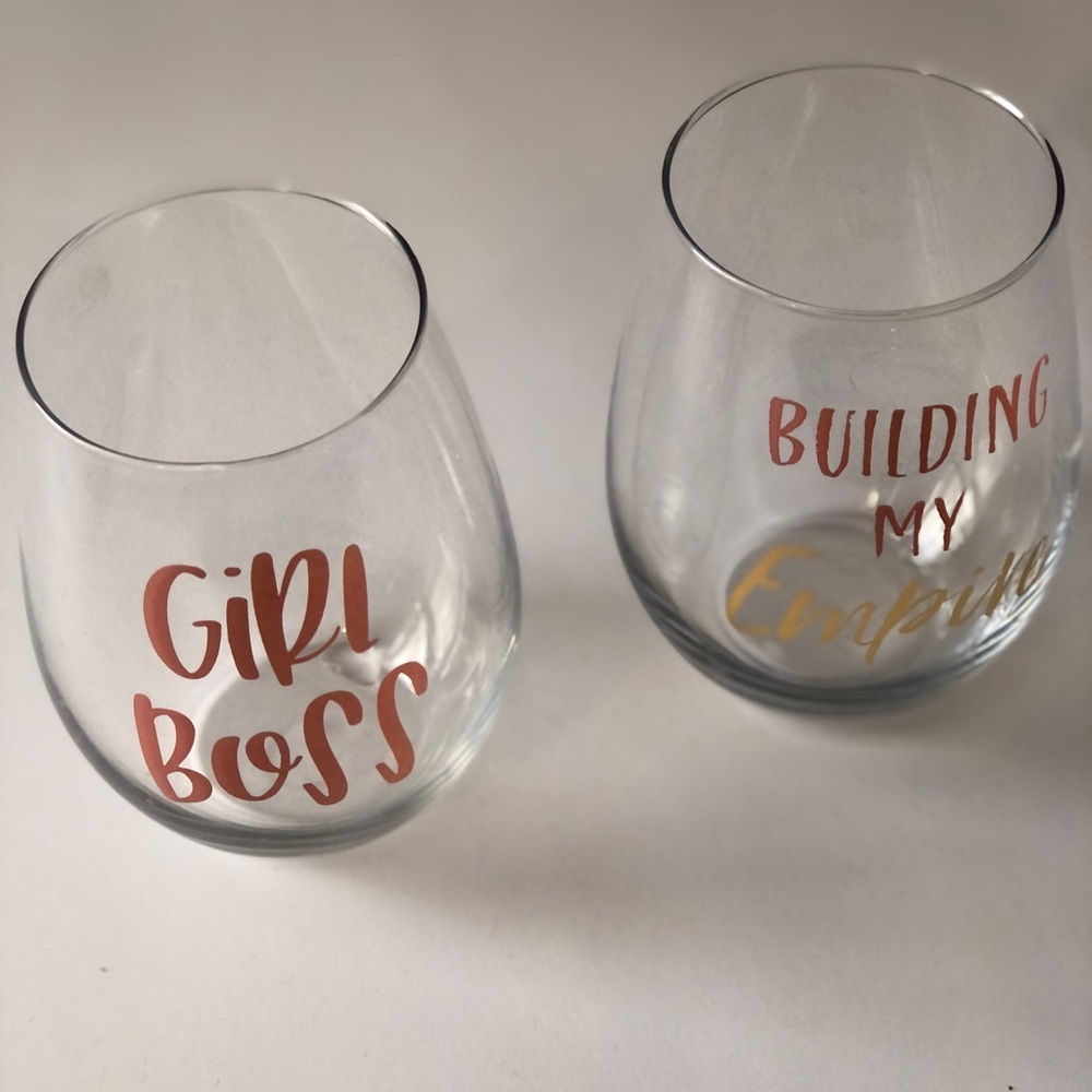 Wine glasses- Like New